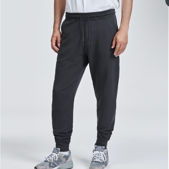 Handvaerk Flex Sweatpants in Carbon Black NWT size Small - Picture 1 of 7